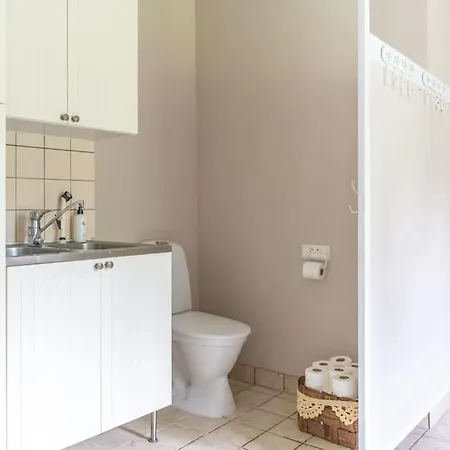 Funkis Stroemmen - Gorgeous By The Sea! * Nagu